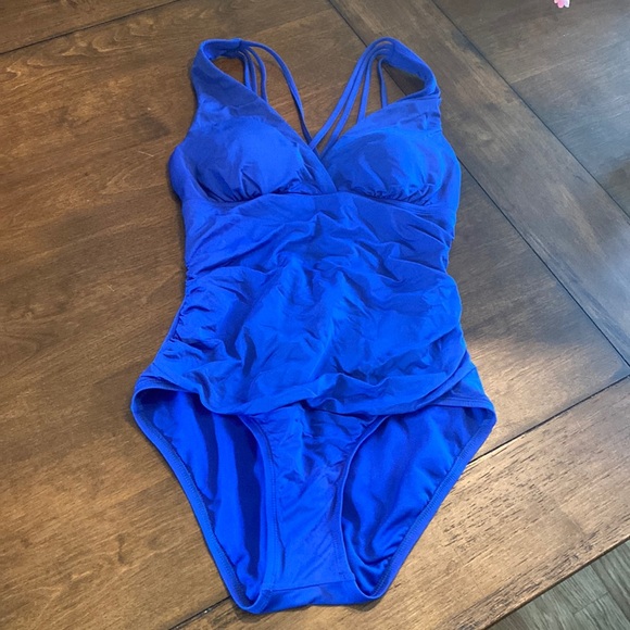 Jantzen - One Piece Swimsuit - size 10 - Picture 1 of 6